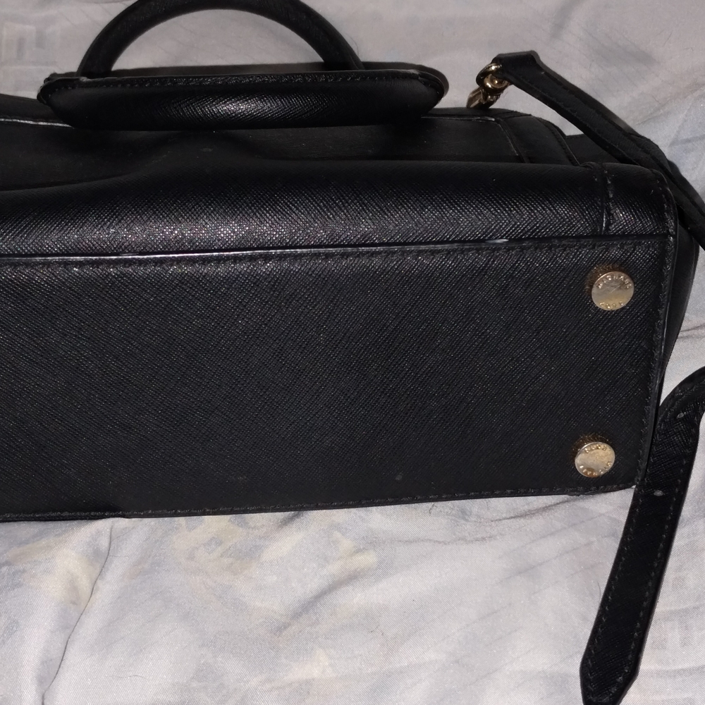MICHAEL Michael Kors Black and Gold Handbag - Picture 2 of 3
